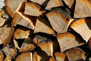 How to Tell If Firewood Is Seasoned or Not